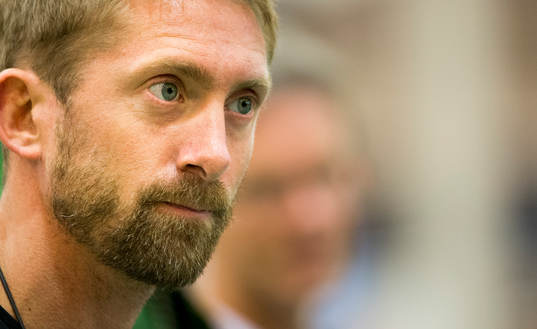 Svenska friidrottstränaren Yannick Tregaro