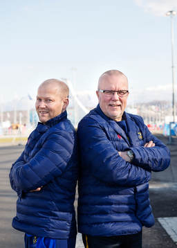 Damkronornas förbundskapten Niclas Högberg och