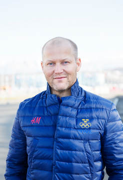 Damkronornas förbundskapten Niclas Högberg