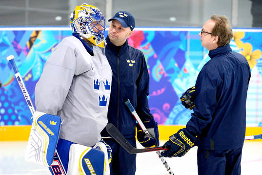 Sveriges Henrik Lundqvist, målvaktstränare Stefan Ladhe