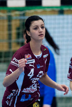 Lugis Albana Arifi i matchen damernas elitserie mellan Lugi