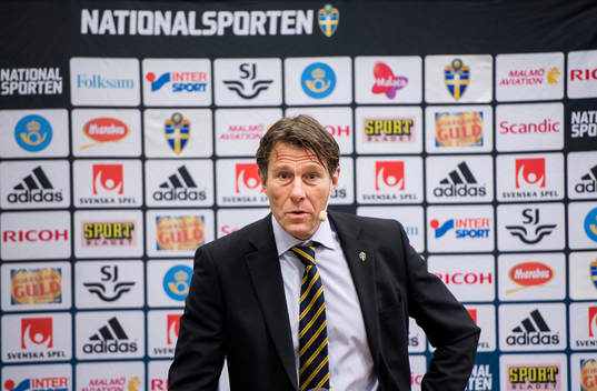 Förbundskapten U21 Håkan Ericson presenterar truppen