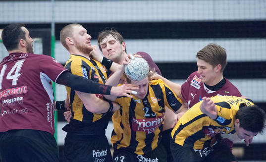 Hammarbys Richard Hanisch i matchen i elitserien mellan