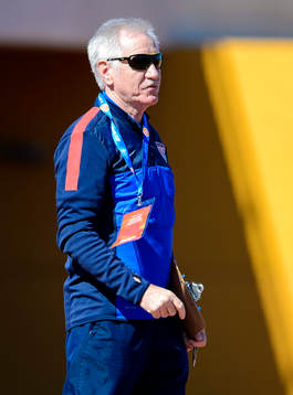 USAs förbundskapten Tom Sermanni i matchen mellan Japan