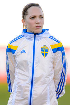 Sveriges Elin Rubensson innan matchen mellan Sverige och