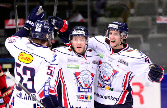 Linköpings Jonas Almtorp firas