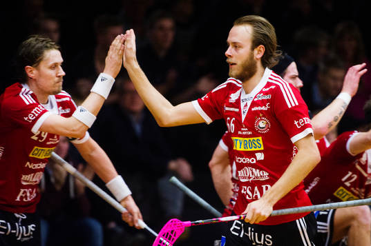 Storvretas Rasmus Sundstedt  jublar