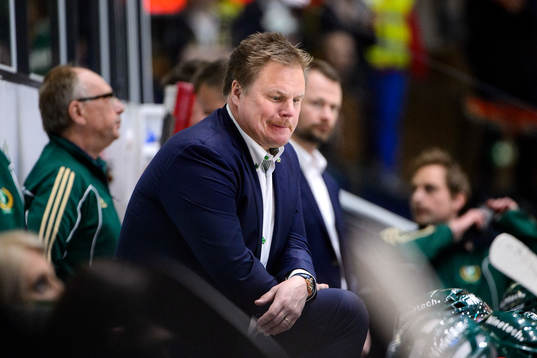 Färjestads tränare Leif Carlsson deppar