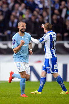 Malmös Guillermo Molins firar
