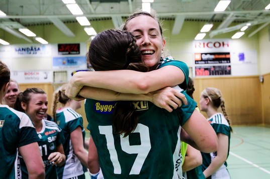 Bläddra bland fler bilder av Handboll, elitserien, dam, Skuru - Eslöv