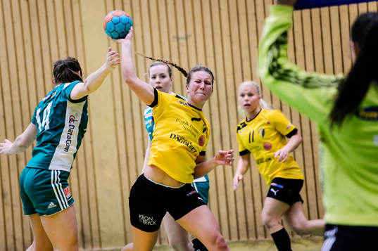 Eslövs Cassandra Tollbring skjuter