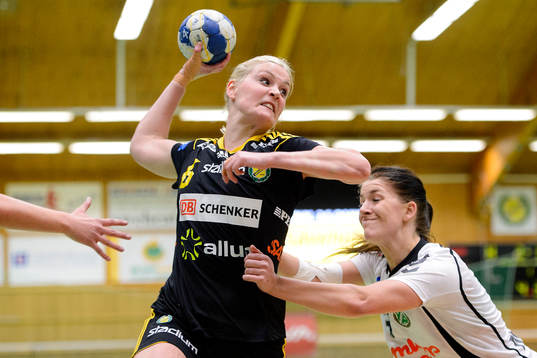 Sävehofs Ida Odén och Önnereds Sandra Kvarnström