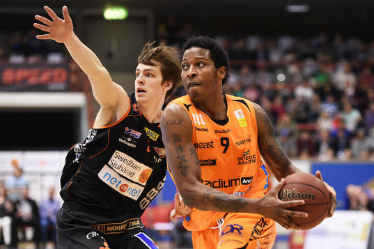 Bläddra bland fler bilder av Basket, Basketligan, Semifinal 5/7, Borås - Norrköping
