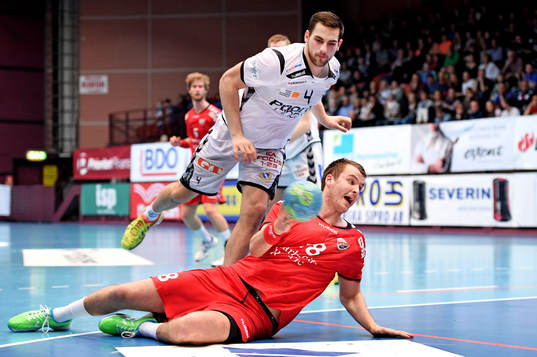 Redbergslids Mario Lipovac jagar GUIFs Heimir Heimisson