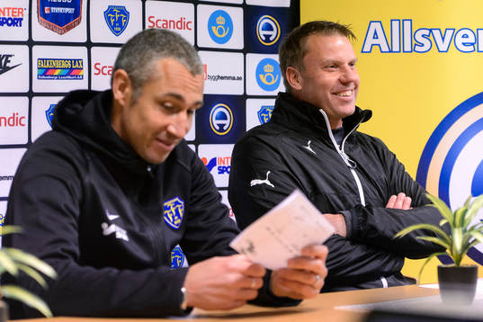 Falkenbergs tränare Henrik Larsson och Kalmars tränare