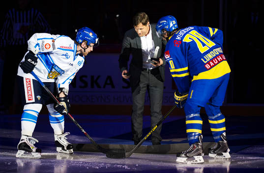 Markus Näslund som valdes in i Hall of Fame släpper ned