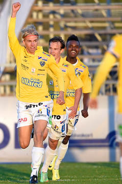Falkenbergs Carl-Oscar Andersson jublar