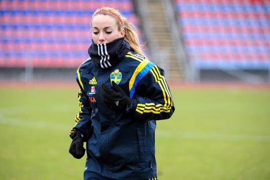 Sveriges Kosovare Asllani
