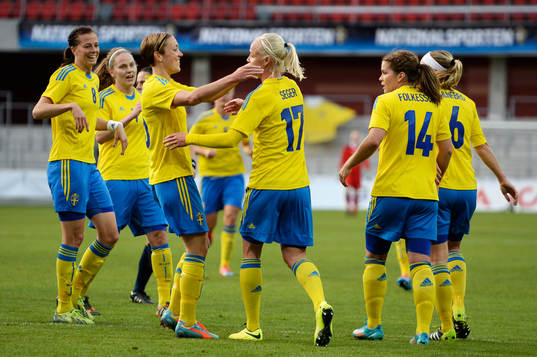 Sveriges Caroline Seger jublar