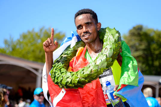 Ghirmay Ghebreslassie, Eritrea, jublar