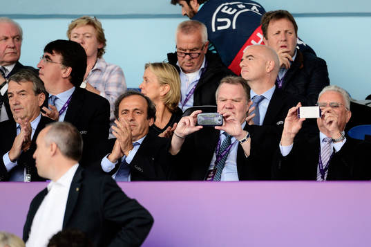 Michel Platini, President UEFA och Karl-Erik Nilsson,