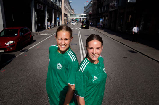 Johanna Westberg och Emmelie Westberg från Skuru