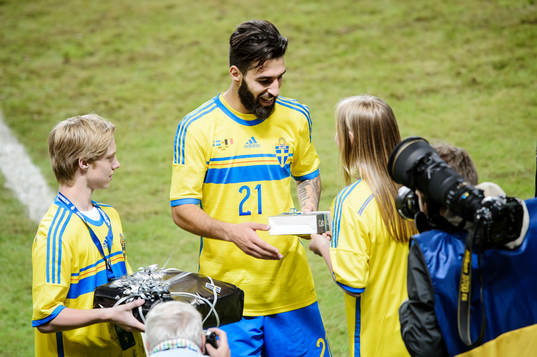 Sveriges Jimmy Durmaz får pris för bästa spelare