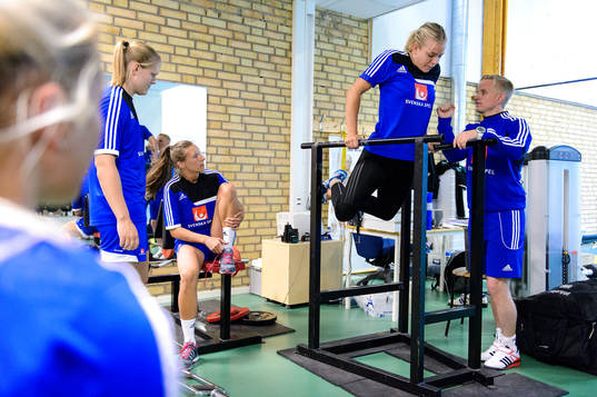 Sveriges Clara Monti Danielsson och Jessica Helleberg