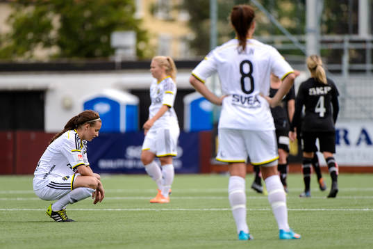 AIKs Nathalie Björn deppar