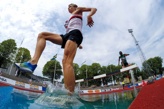 Emil Blomberg, Hässelby SK, springer 3000 m hinder
