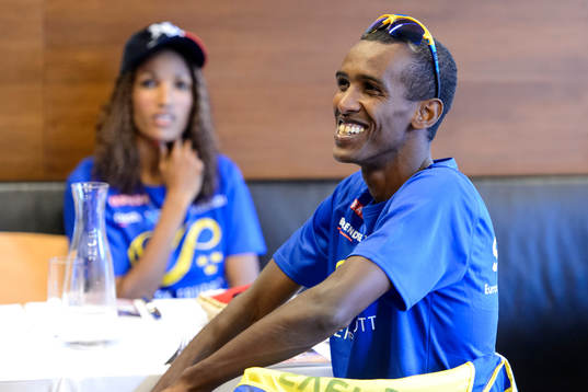 Mustafa Mohamed, Sverige