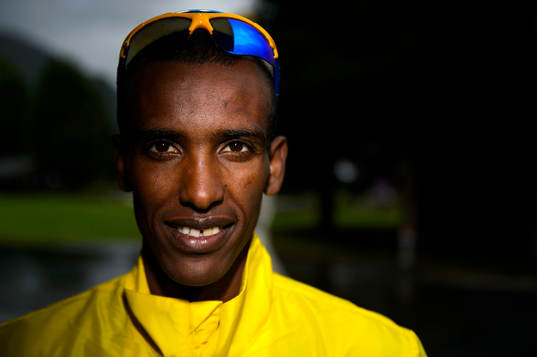 Mustafa Mohamed, Sverige