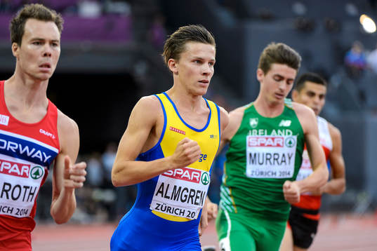 Andreas Almgren, Sverige, springer i försöken på 800m