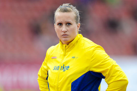 Tracey Andersson, Sverige, i kvalet till damernas slägga