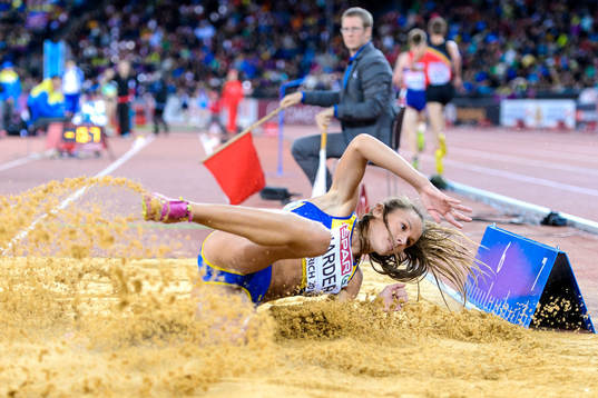 Erica Jarder, Sverige, hoppar final i damernas längdhopp