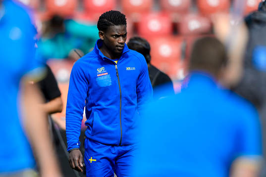 Alhaji Jeng, Sverige, i kvalet till herrarnas stavhop