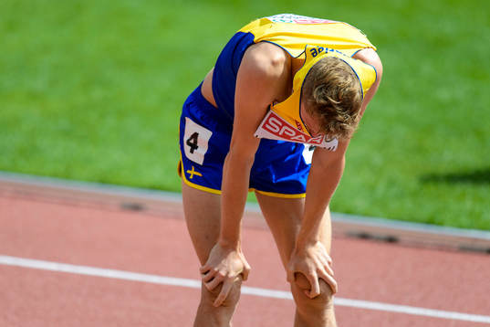 Abeba Aregawi, Sverige, med sin silvermedalj på 1500m