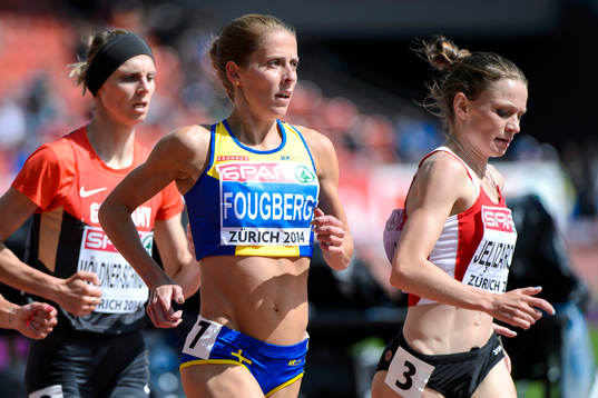 Abeba Aregawi, Sverige, med sin silvermedalj på 1500m