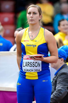 Abeba Aregawi, Sverige, med sin silvermedalj på 1500m