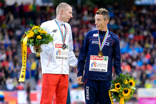 Abeba Aregawi, Sverige, med sin silvermedalj på 1500m