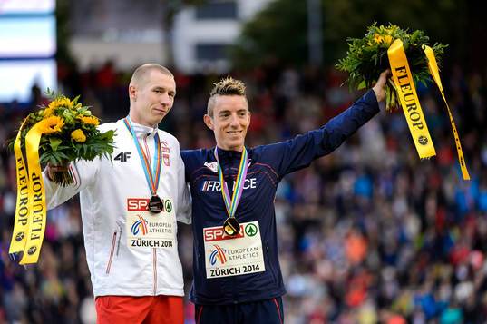 Abeba Aregawi, Sverige, med sin silvermedalj på 1500m