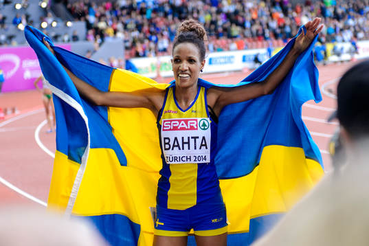 Meraf Bahta, Sverige, jublar
