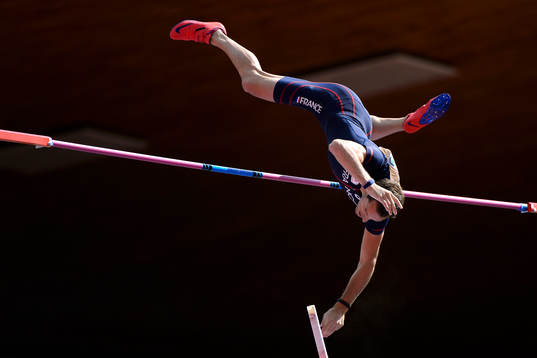 Renaud Lavillenie, Frankrike, hoppar i finalen av herrarnas