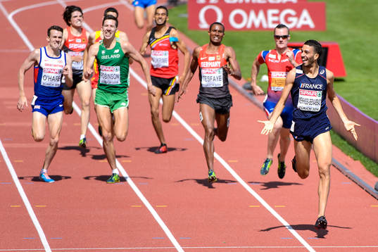 Mahiedine Mekhissi Benabbad, jublar på upploppet av