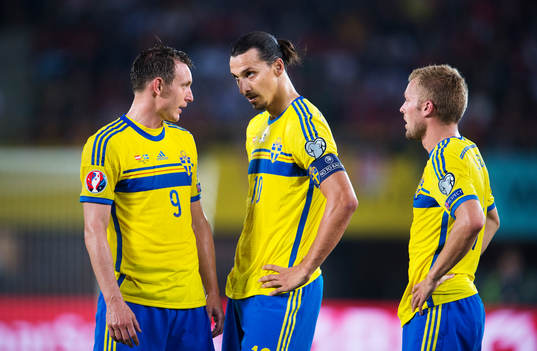 Sveriges Kim Källström, Zlatan Ibrahimovic och Sebastian