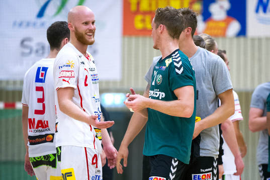 Drotts Jonathan Berg och Önnereds Andreas Berg tackar
