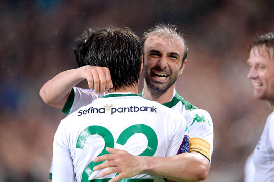 Hammarbys Lars Fuhre och Kennedy Bakircioglu   jublar