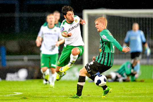 Hammarbys Nahir Besara och Varbergs Erik Lund