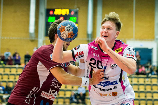 HK Malmös Adam Lönn och Lugis Albin Tingsvall