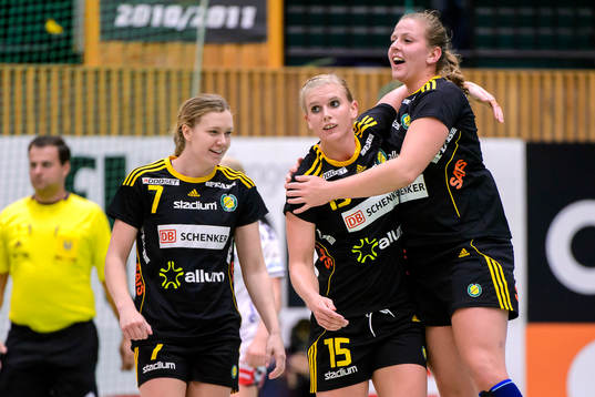 Sävehofs Johanna Forsberg, Jenny Alm och Birna